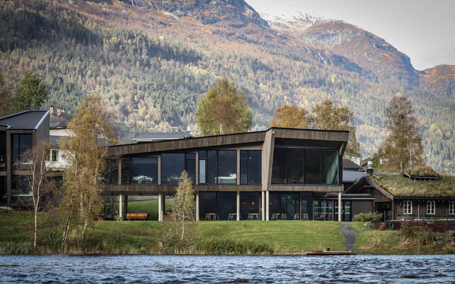 Elva Hotel Skulestadmo Exterior photo